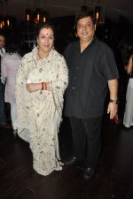 Poonam Sinha at Shatrughan Sinha_s dinner for doctors of Ambani hospital who helped him recover on 16th Dec 2012(168).JPG